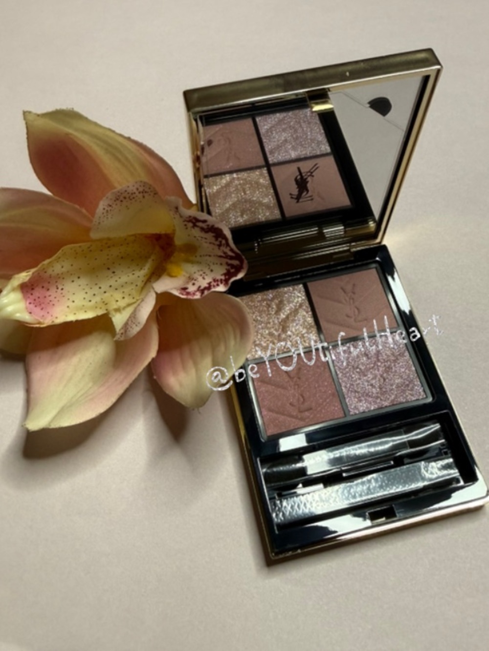 Yves Saint Laurent Couture Mini Clutch Sparkling Lust Luxury Eyeshadow Palette - Picture 4 of 15